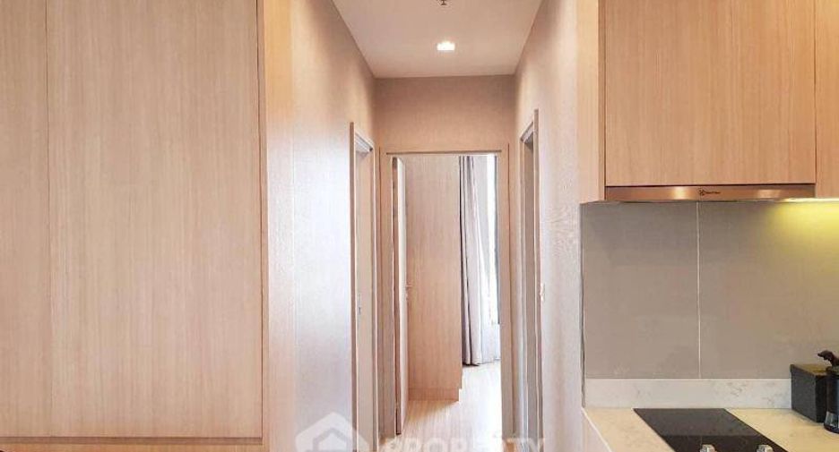 For rent 2 bedrooms condo in Phaya Thai, Bangkok
