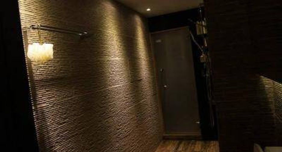 For rent 2 ベッドルーム condo in Phra Khanong, Bangkok