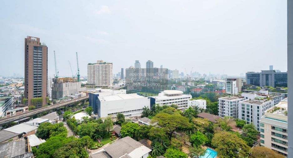 For rent 1 bed condo in Khlong Toei, Bangkok