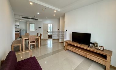 For rent 2 bedrooms condo in Huai Khwang, Bangkok