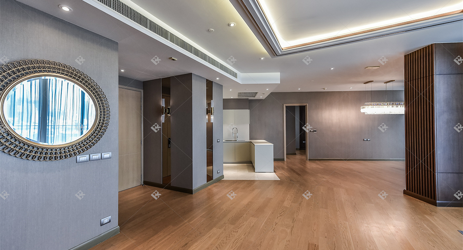 À vendre 3 chambres condo à Khlong San, Bangkok