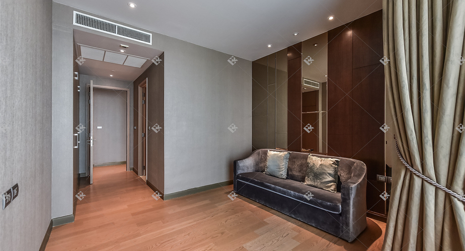 À vendre 3 chambres condo à Khlong San, Bangkok