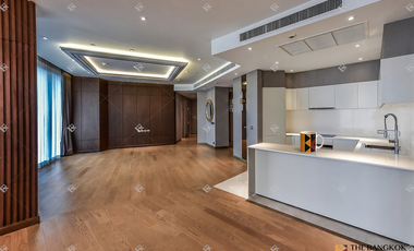 For sale 3 bedrooms condo in Khlong San, Bangkok