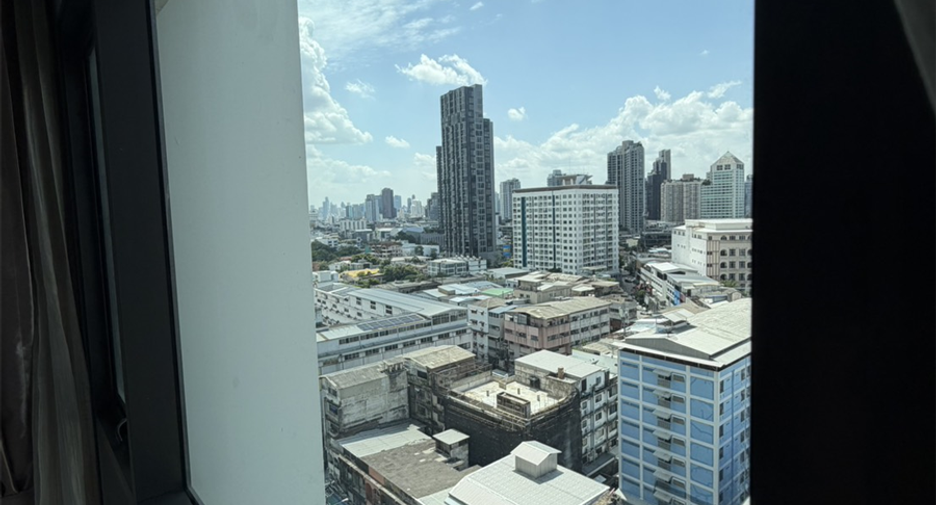 ขาย 2 ห้องนอน คอนโด ใน คลองเตย, กรุงเทพฯ