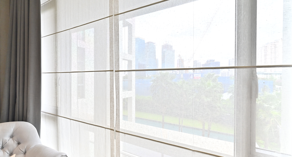 For rent 3 bedrooms condo in Sathon, Bangkok