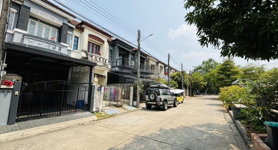 À vendre 2 chambres maison de ville à Mueang Pathum Thani, Pathum Thani