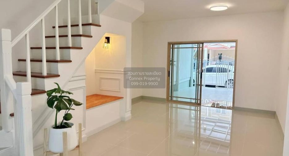 Reihenhaus zum Kauf mit 2 Zimmer in Bang Bua Thong, Nonthaburi