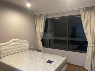 出售 2 卧室 公寓 在 Din Daeng, 曼谷