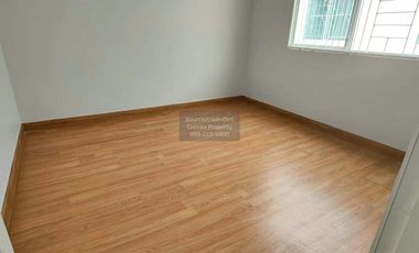 Reihenhaus zum Kauf mit 3 Zimmer in Sai Noi, Nonthaburi
