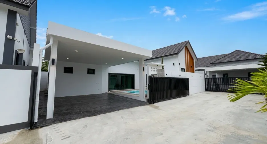 For sale 3 bedrooms house in Bang Lamung, Chonburi