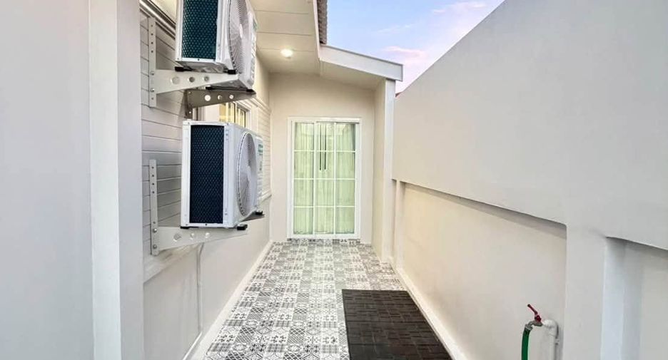 Casa en venta de 3 habitaciones en Bang Lamung, Chonburi