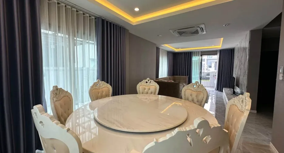 For sale 3 ベッドルーム house in Bang Lamung, Chonburi