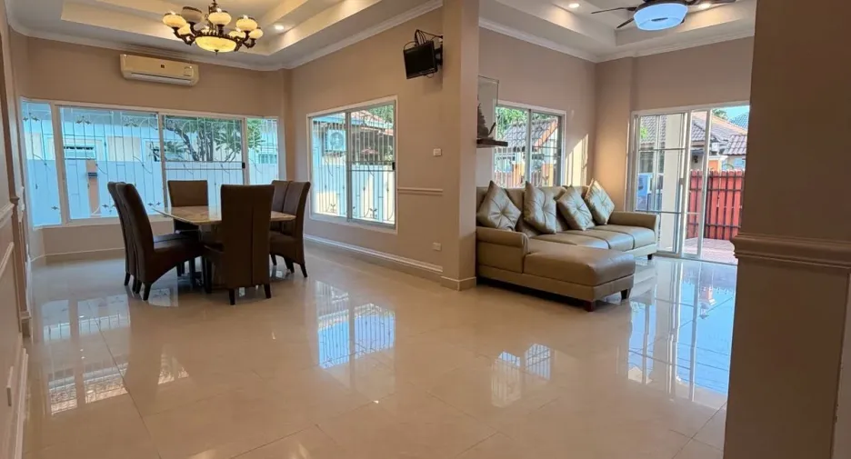 For sale 3 bedrooms house in Bang Lamung, Chonburi