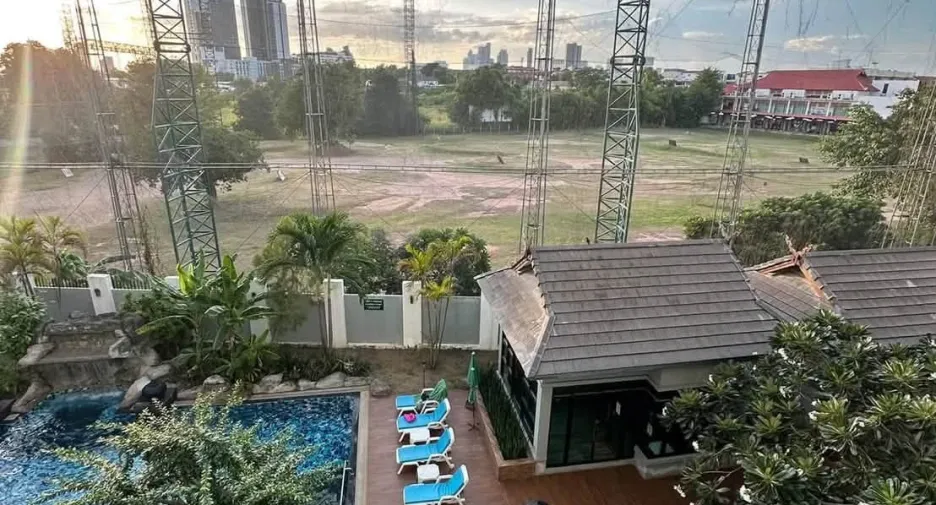 出售 1 卧室 公寓 在 Bang Lamung, Chon Buri