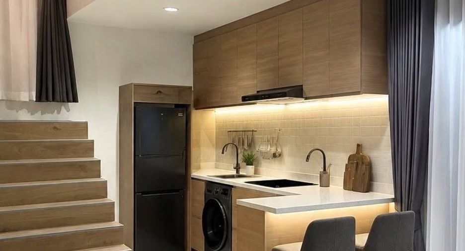 Casa en venta de 2 habitaciones en Si Racha, Chonburi