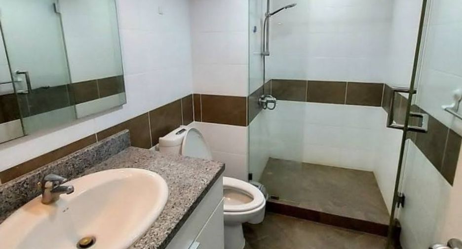 Wohnung zur Miete mit 2 Zimmer in Khlong Toei, Bangkok
