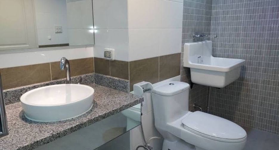 Wohnung zur Miete mit 2 Zimmer in Khlong Toei, Bangkok