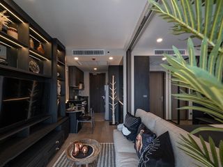 Wohnung zur Miete mit 1 Zimmer in Bang Rak, Bangkok