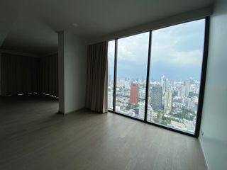 Wohnung zur Miete und zum Kauf mit 2 Zimmer in Khlong Toei, Bangkok