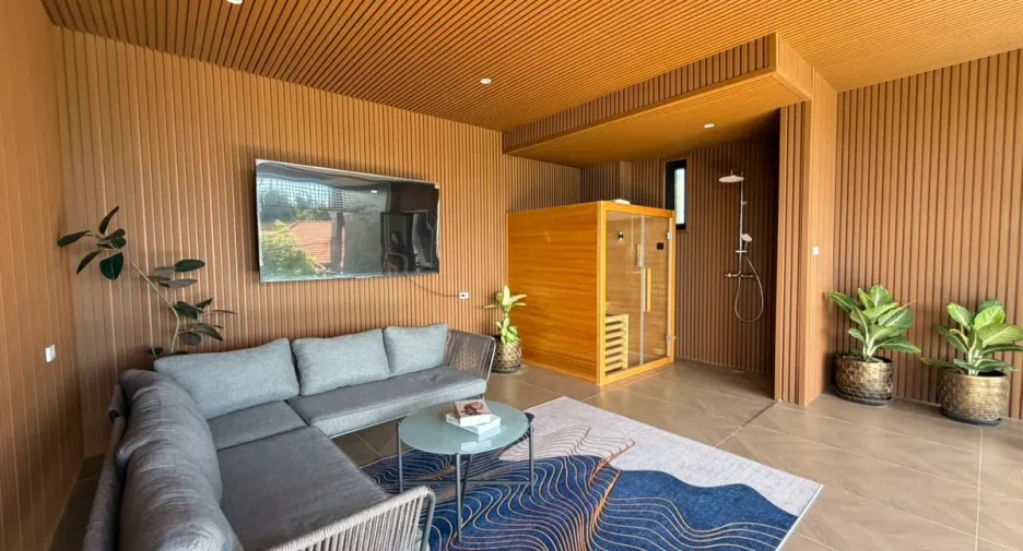 For rent and for sale 5 bedrooms house in Na Jomtien, Pattaya