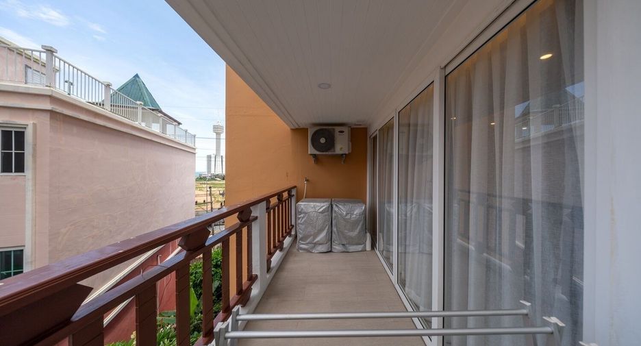 Condo en venta de 3 habitaciones en Bang Lamung, Chonburi