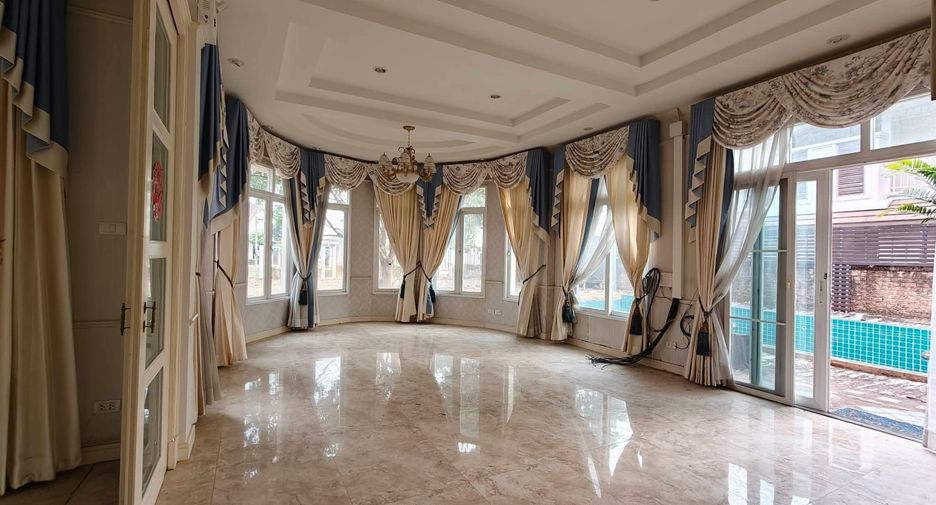 For sale 5 ベッドルーム villa in San Sai, Chiang Mai