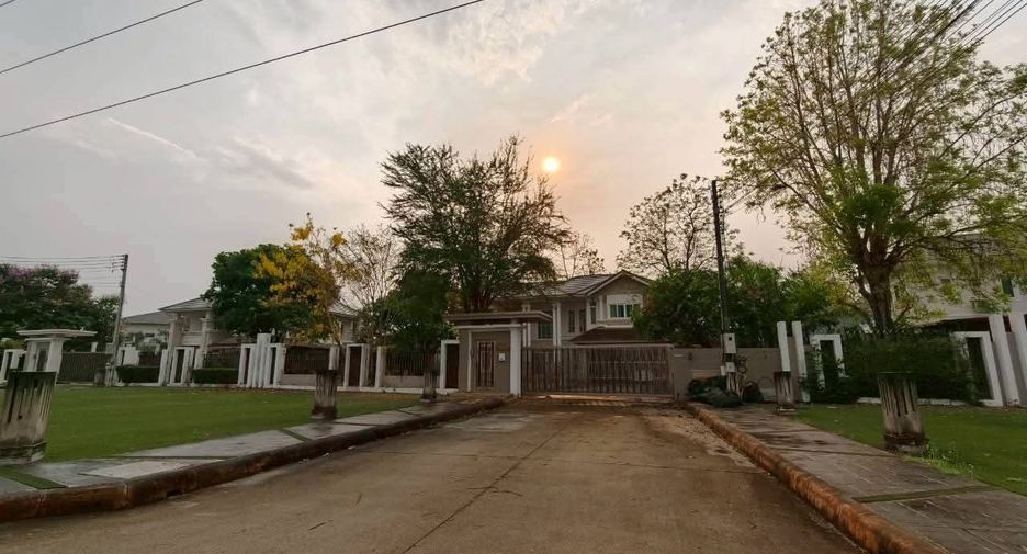 For sale 5 ベッドルーム villa in San Sai, Chiang Mai