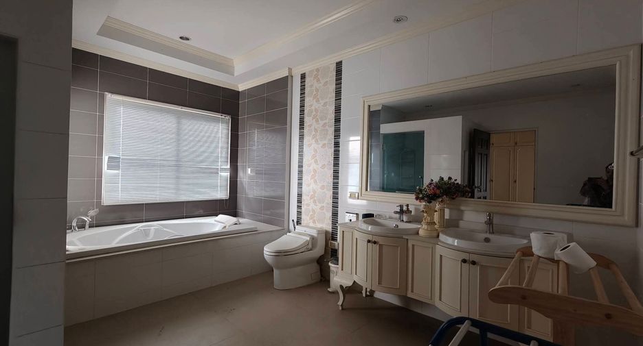 For sale 5 ベッドルーム villa in San Sai, Chiang Mai