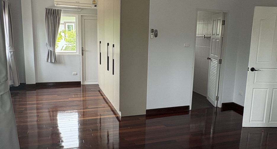 For sale and for rent 4 bedrooms house in Thalang, Phuket