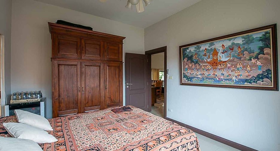 For sale 3 bedrooms house in Hua Hin, Prachuap Khiri Khan