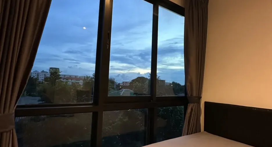 For sale 1 bed condo in Bang Kapi, Bangkok