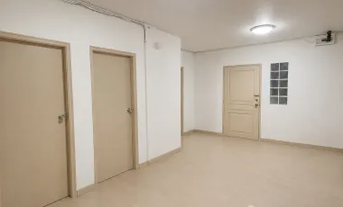 For sale 2 ベッドルーム condo in Chatuchak, Bangkok