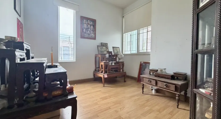 For sale 3 bedrooms townhouse in Mueang Pathum Thani, Pathum Thani