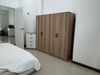 À louer 3 chambres maison à Mueang Phuket, Phuket