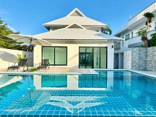 À louer 3 chambres maison à Mueang Phuket, Phuket