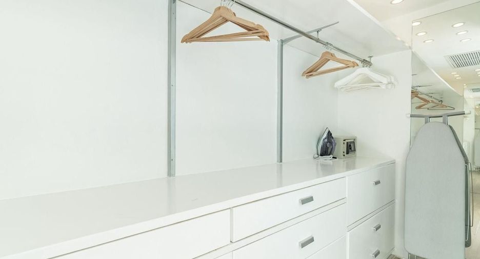 For sale 2 bedrooms condo in Mueang Phuket, Phuket