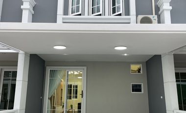 Casa adosada en alquiler de 2 habitaciones en Mueang Chiang Mai, Chiang Mai