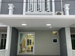 Casa adosada en alquiler de 2 habitaciones en Mueang Chiang Mai, Chiang Mai