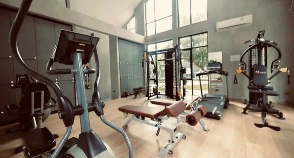 Villa en venta y en alquiler de 4 habitaciones en Thalang, Phuket