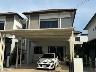 For rent 4 bedrooms house in Saraphi, Chiang Mai