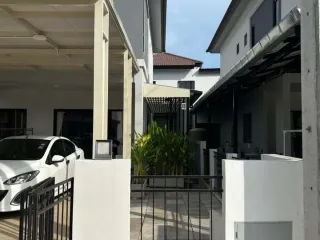 For rent 4 bedrooms house in Saraphi, Chiang Mai