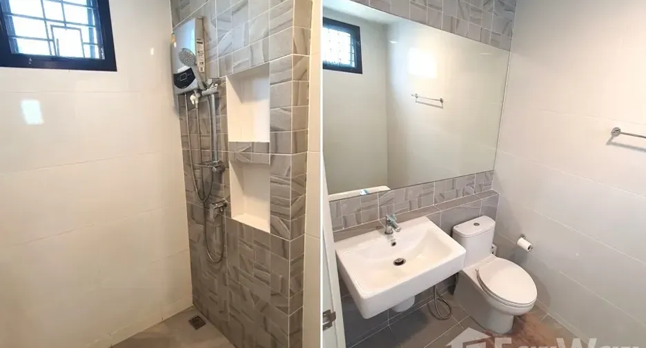 For sale 4 bedrooms house in Si Racha, Chonburi