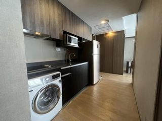 À louer 2 chambres condo à Bang Rak, Bangkok