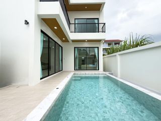 À louer 3 chambres maison à Mueang Phuket, Phuket
