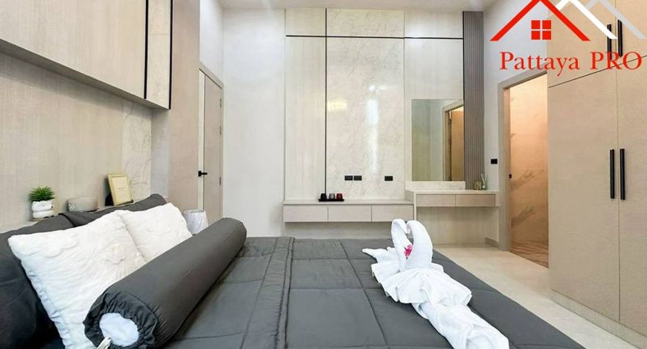 Haus zum Kauf mit 4 Zimmer in Bang Lamung, Chonburi