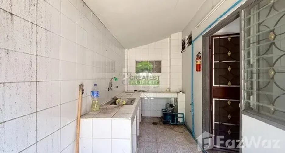 For sale 3 bedrooms townhouse in Sai Noi, Nonthaburi