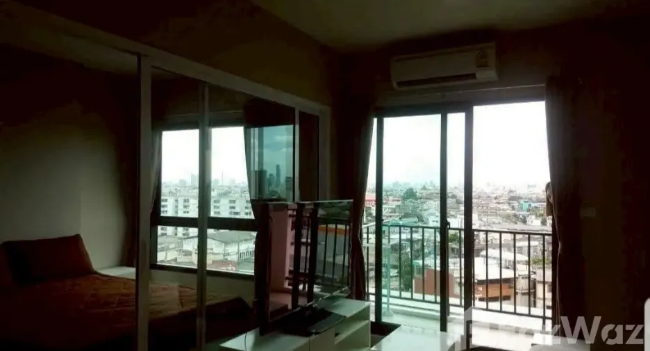 À vendre 1 chambre condo à Bangkok Yai, Bangkok