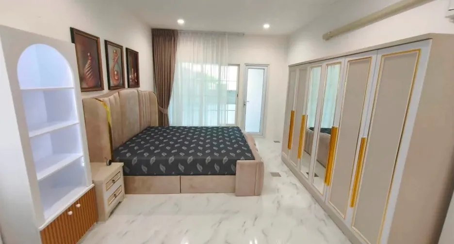 ให้เช่า 5 ห้องนอน บ้านเดี่ยว ใน บางพลี, สมุทรปราการ