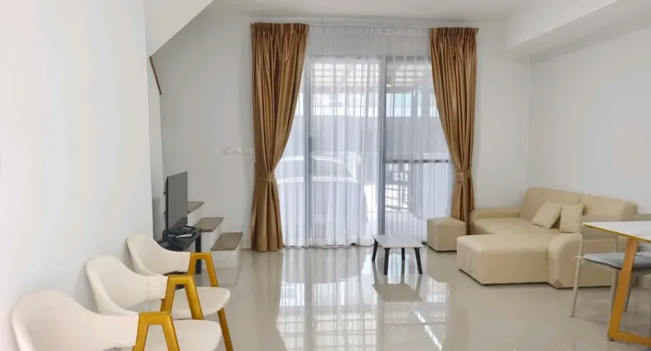 Аренда 3 спальни таунхаус в Bang Phli, Самутпракан