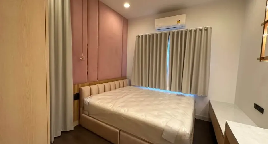 ให้เช่า 4 ห้องนอน บ้านเดี่ยว ใน บางกะปิ, กรุงเทพฯ